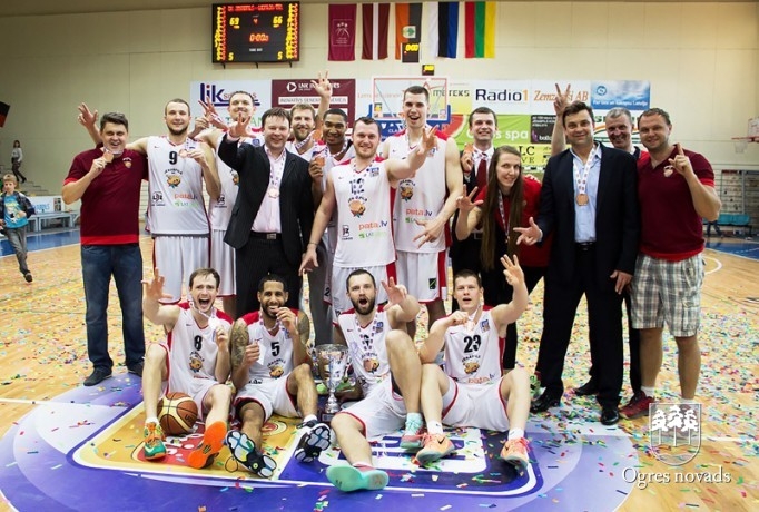 Ogres BS audzēkņiem Latvijas čempionāta zelts un sudrabs