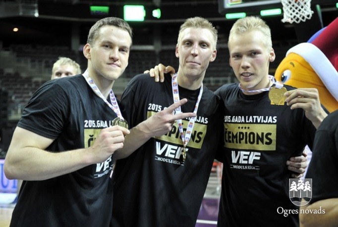 Ogres BS audzēkņiem Latvijas čempionāta zelts un sudrabs