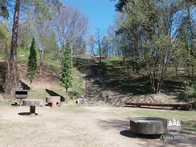 Lazdukalnu parkam jāpastāv un jāattīstās