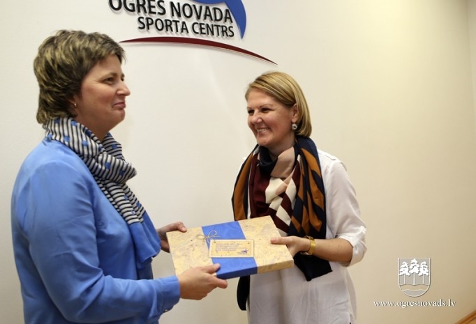 Ogres NSC lepojas ar saviem medaļniekiem