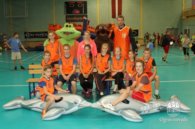 Ogres 1.vidusskolai 3.vietā sacensībās "Lieliskā balva 2014"
