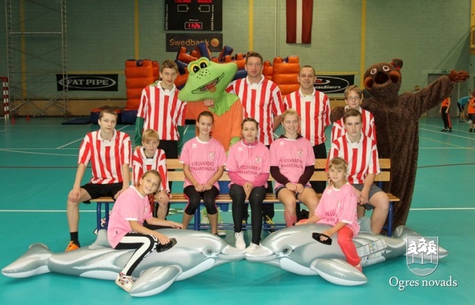 Ogres 1.vidusskolai 3.vietā sacensībās "Lieliskā balva 2014"