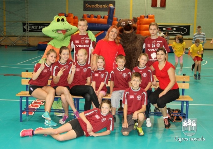 Ogres 1.vidusskolai 3.vietā sacensībās "Lieliskā balva 2014"
