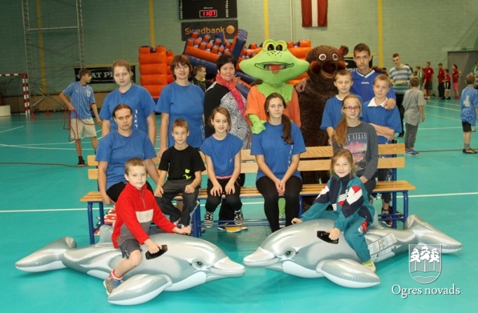 Ogres 1.vidusskolai 3.vietā sacensībās "Lieliskā balva 2014"