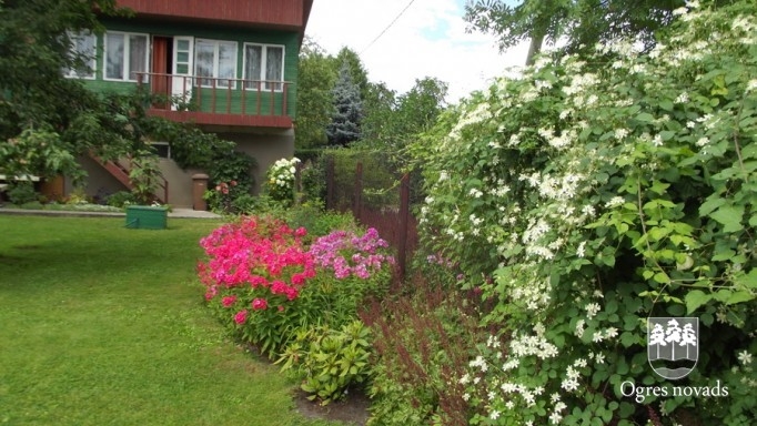 Konkurss "Skaistākais privātmājas dārzs 2013"