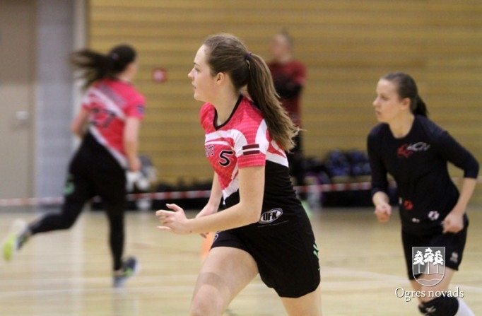 Ogres "Momenta" frisbijistes - Latvijas vicečempiones