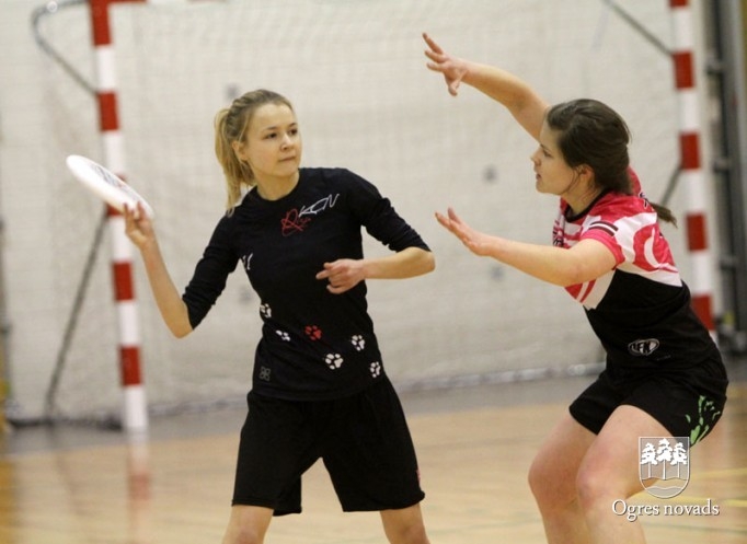 Ogres "Momenta" frisbijistes - Latvijas vicečempiones