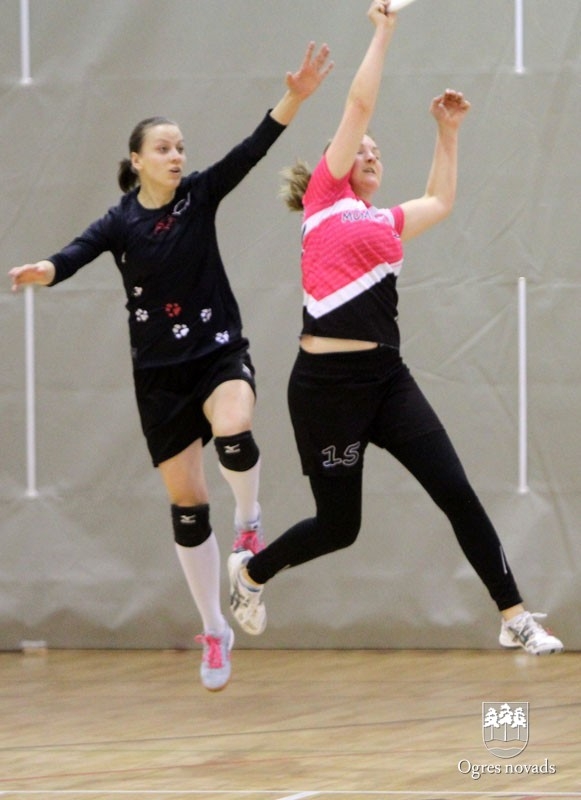 Ogres "Momenta" frisbijistes - Latvijas vicečempiones