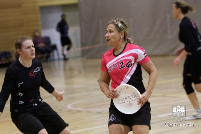 Ogres "Momenta" frisbijistes - Latvijas vicečempiones