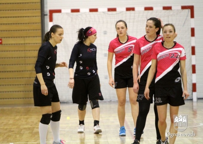 Ogres "Momenta" frisbijistes - Latvijas vicečempiones