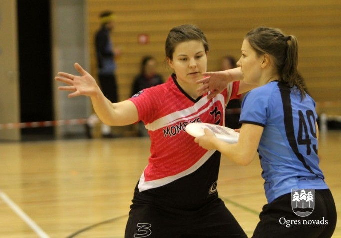 Ogres "Momenta" frisbijistes - Latvijas vicečempiones