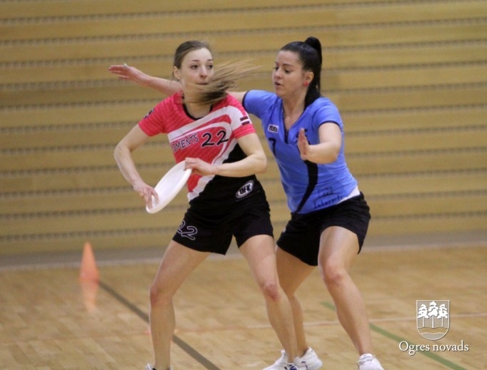 Ogres "Momenta" frisbijistes - Latvijas vicečempiones