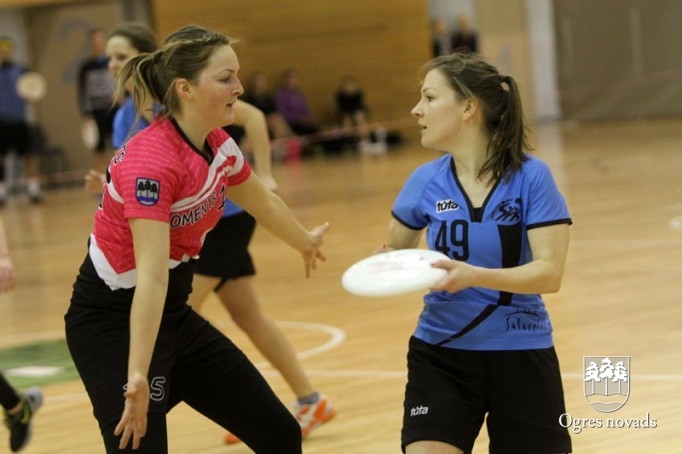 Ogres "Momenta" frisbijistes - Latvijas vicečempiones