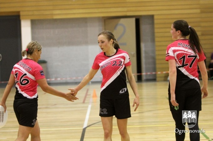Ogres "Momenta" frisbijistes - Latvijas vicečempiones
