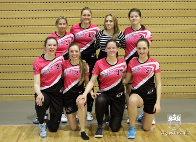 Ogres "Momenta" frisbijistes - Latvijas vicečempiones