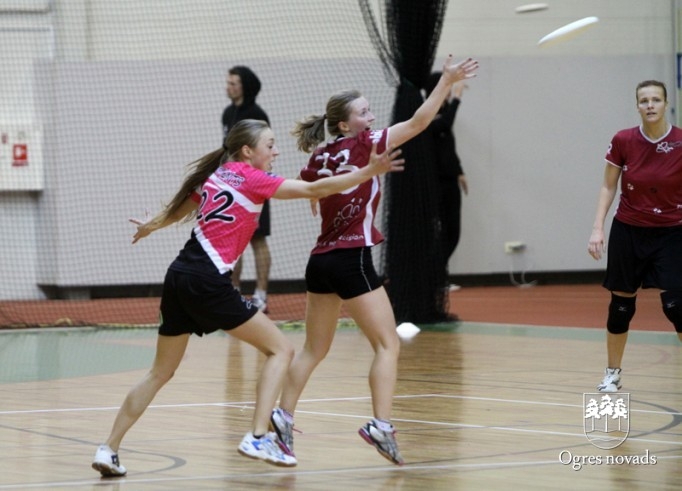 "Momentam" frisbijistēm bronza «Rīgas Rudenī 2014»