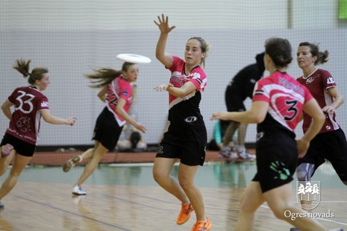 "Momentam" frisbijistēm bronza «Rīgas Rudenī 2014»