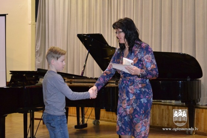 Skolēni aktīvi piedalās novadpētniecisko darbu konkursā