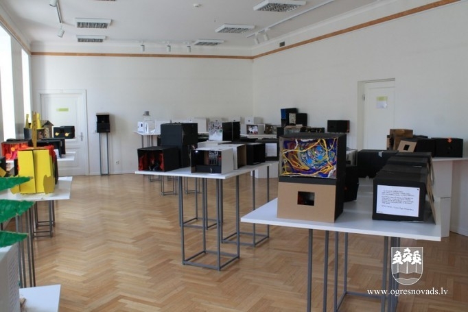 Mākslas skolā apskatāma valsts konkursa darbu izstāde