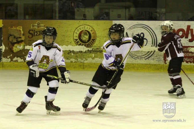 HK "Ogre Juniors" komandām nedēļas nogalē astoņas spēles