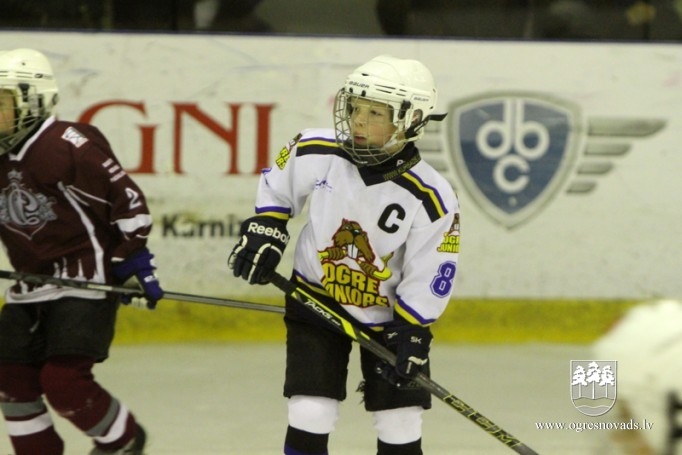 HK "Ogre Juniors" komandām nedēļas nogalē astoņas spēles