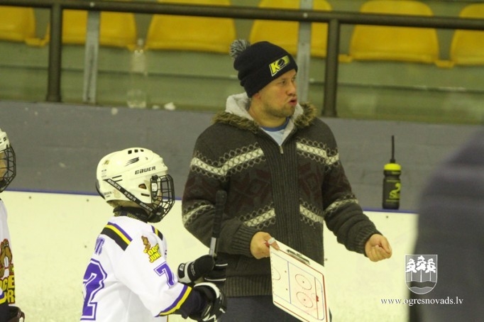 HK "Ogre Juniors" komandām nedēļas nogalē astoņas spēles