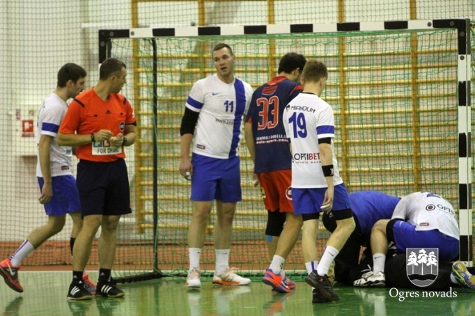 HK "Ogre/Miandum" sīva cīņā piekāpjas Latvijas čempioniem