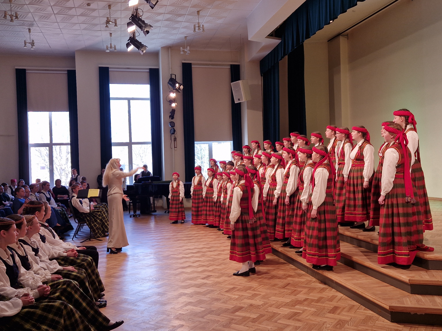 Ogres novada izglītības iestāžu koru kolektīvi ceļā uz XIII Latvijas Skolu jaunatnes dziesmu un deju svētkiem