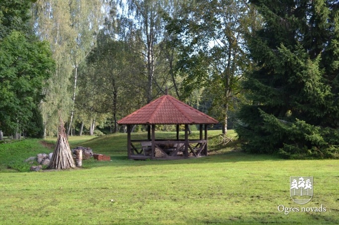 Noslēdzies konkurss “Ogres novada sakoptākā sēta 2014”