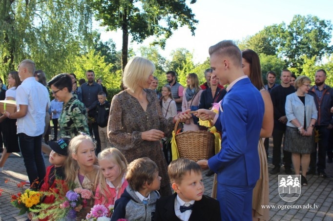 Zinību diena Ogres skolās