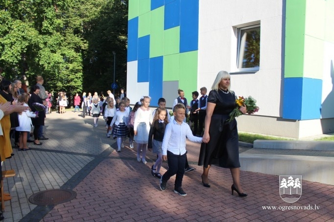 Zinību diena Ogres skolās