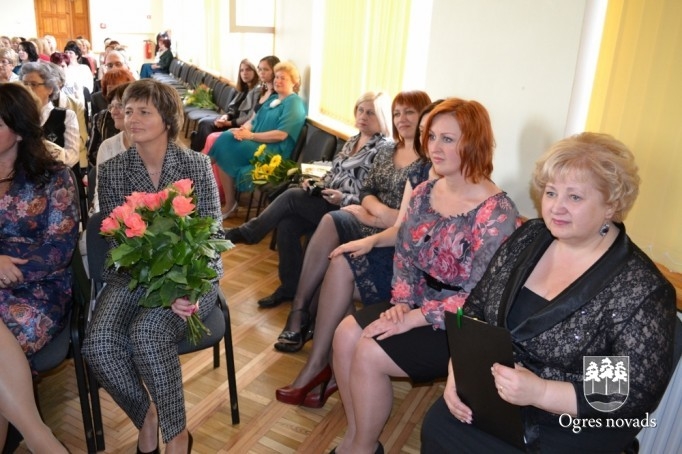 Ogres 1. vidusskola atzīmē 95 gadu jubileju