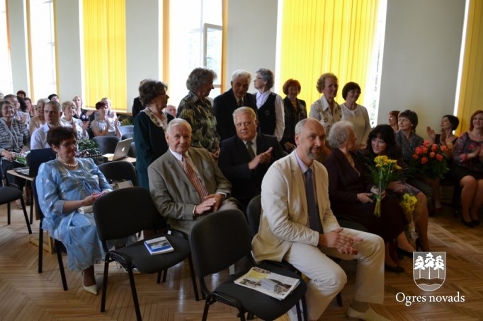 Ogres 1. vidusskola atzīmē 95 gadu jubileju