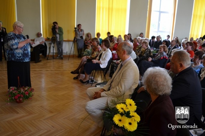 Ogres 1. vidusskola atzīmē 95 gadu jubileju