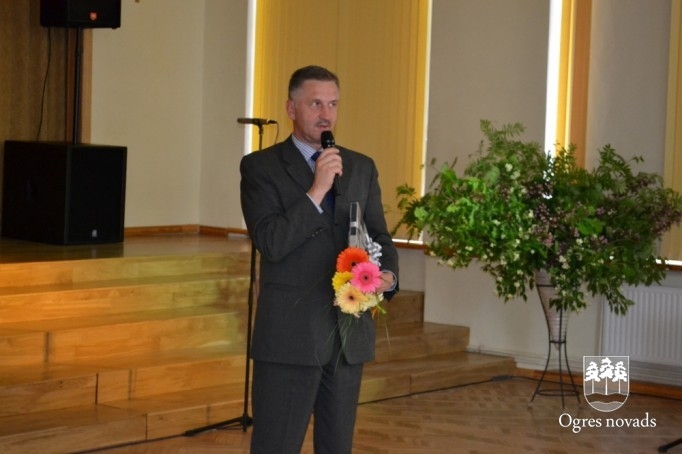 Ogres 1. vidusskola atzīmē 95 gadu jubileju
