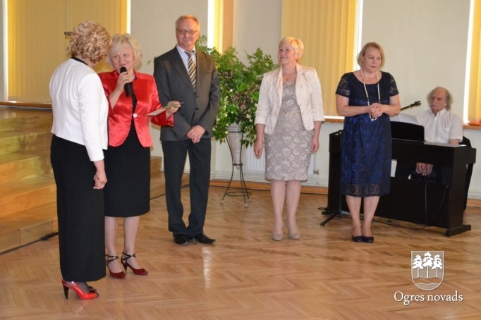 Ogres 1. vidusskola atzīmē 95 gadu jubileju