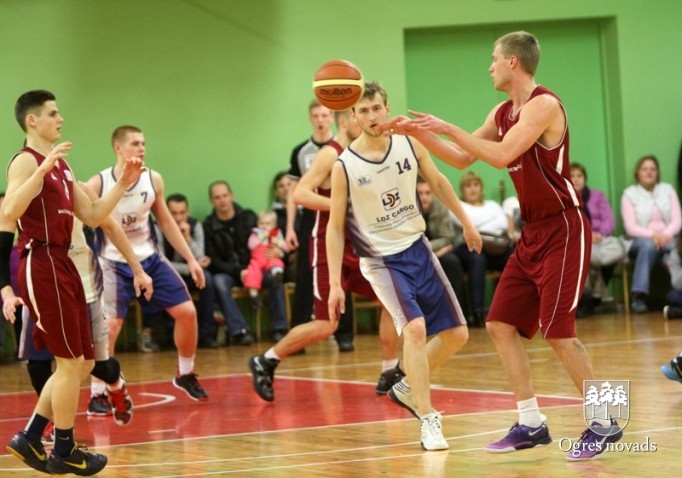 Ogres basketbolistiem izšķirošā cīņa par iekļūšanu finālā