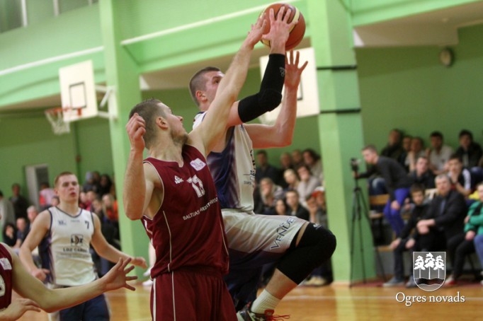 Ogres basketbolistiem izšķirošā cīņa par iekļūšanu finālā