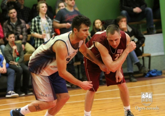 Ogres basketbolistiem izšķirošā cīņa par iekļūšanu finālā