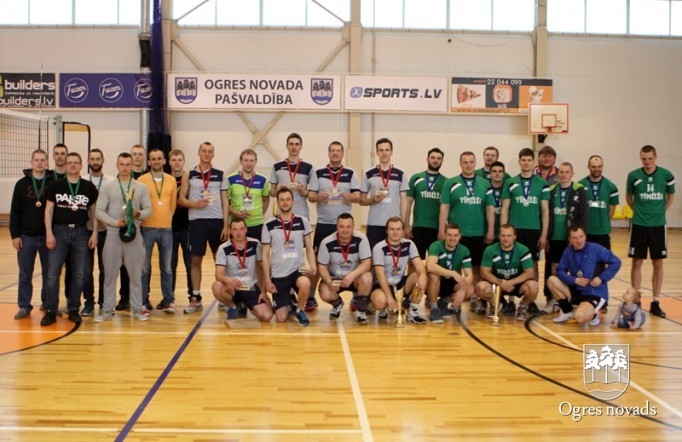 Ar "Ogres" uzvaru finišējis novada čempionāts volejbolā