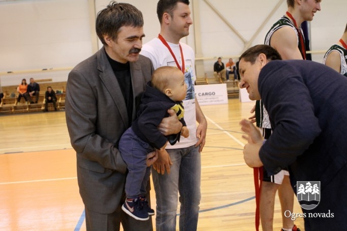 Finišējis Ogres novada čempionāts basketbolā