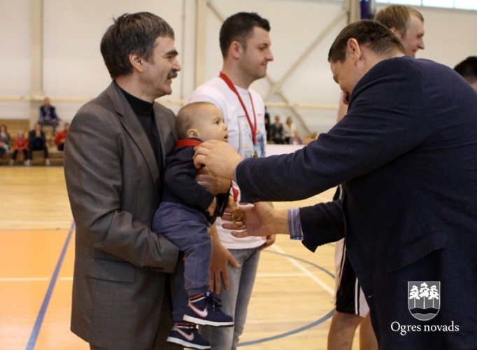 Finišējis Ogres novada čempionāts basketbolā