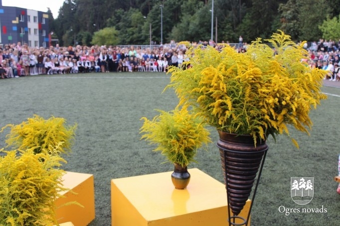 Novada lielākajās skolās mācības sākušās