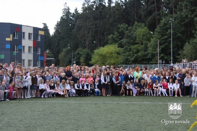 Novada lielākajās skolās mācības sākušās