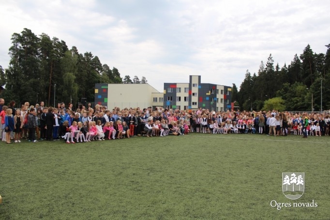 Novada lielākajās skolās mācības sākušās