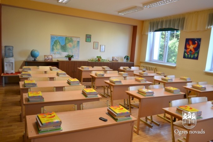 Skolu pieņemšana 2013