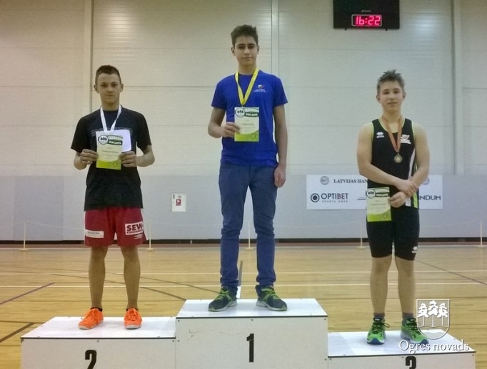 Ogrēniešiem un madlieniešiem medaļas sacensībās "Ogres ziema 2015"