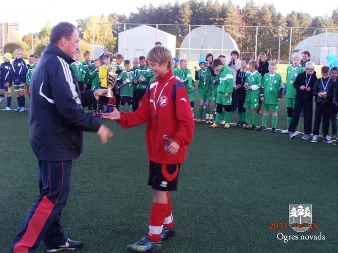 Ogres SC futbolistiem 2.vieta Vidzemes kausa izcīņā