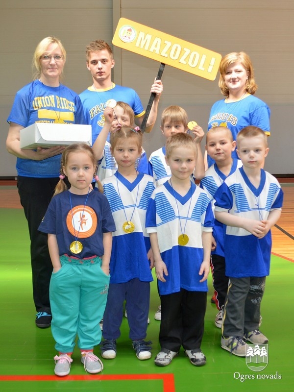 Bērnudārzu audzēkņi piedalās Sporta dienā
