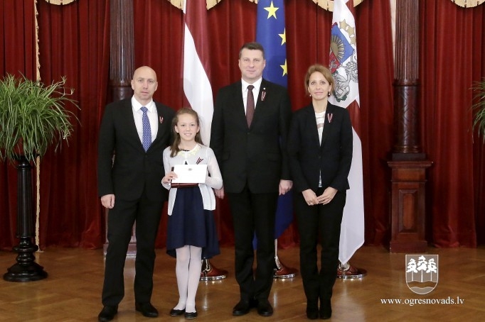 Ogrēniete Patrīcija Lagzdiņa sniegs uzrunu visai Latvijai